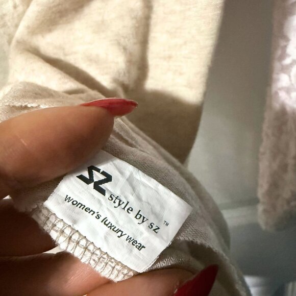 Vintage-Inspired Beige Cardigan with Pink Lace Shrug Layered Look – Size Small - Picture 7 of 8